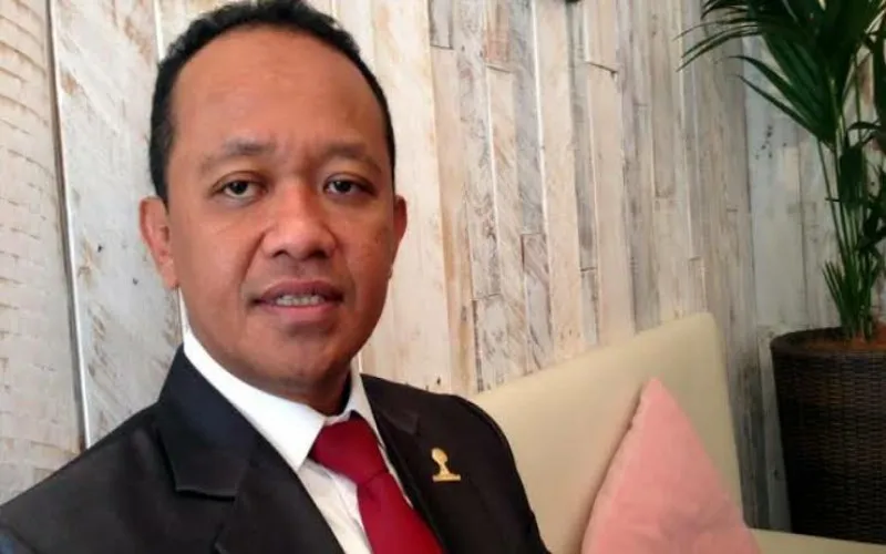 Strategi Menteri Investasi Bahlil Lahadalia saat investasi semen ratusan triliun mangkrak (vOffice)