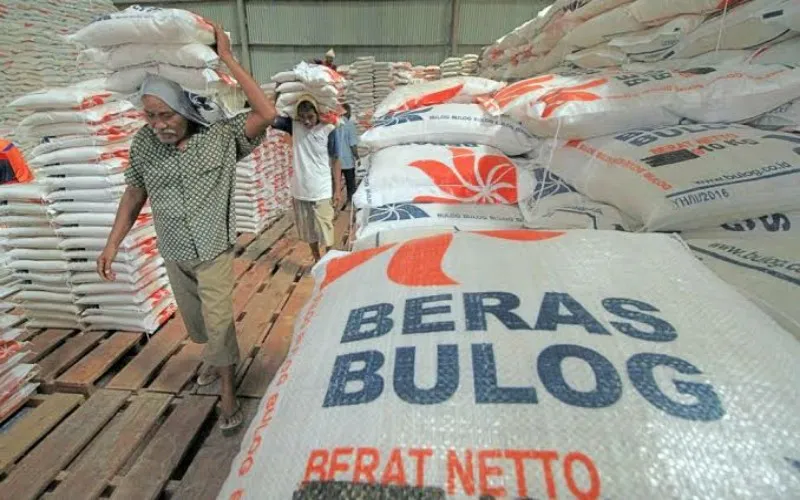 Beras Bulog. (Katadata)