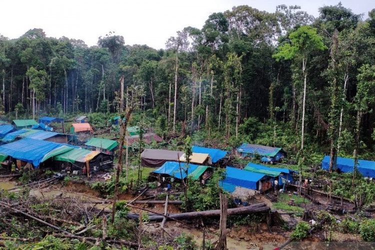 Wilayah Maining 33 salah satu lokasi tambang rakyat di Korowai, Kabupaten Pegunungan Bintang, Provinsi Papua.((ANTARA/Musa Abubar))