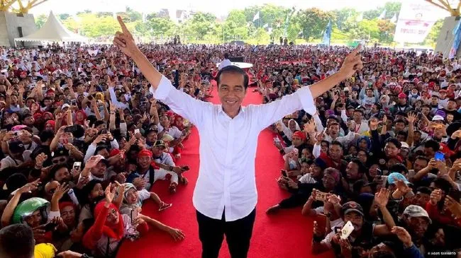 Presiden Jokowi jawab sanatai kritikan BEM UI soal `King of LipService` (Foto: Agus Suparto/Fotografer Pribadi Jokowi)