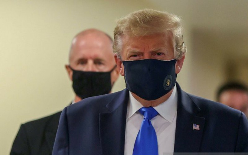 Presiden AS Donald Trump Gunakan Masker untuk Pertama Kalinya. (Antara)