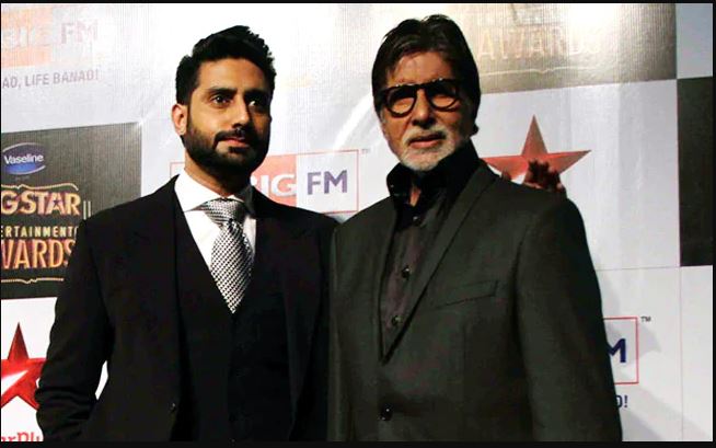 Aktor India Amitabh Bachchan dan putranya Abhishek Bachchan (Foto: NBTV)