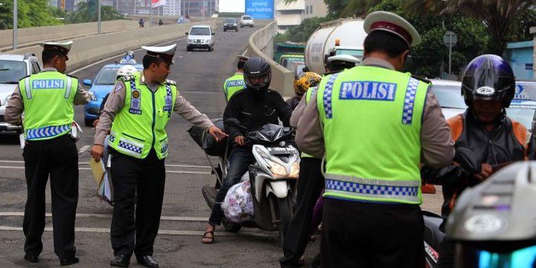 Ilustrasi operasi tilang di Jakarta (wartakota)