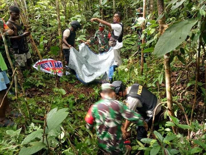 Dua orang warga Nduga, Papua ditembak hingga tewas oleh anggota TNI (suara papua)