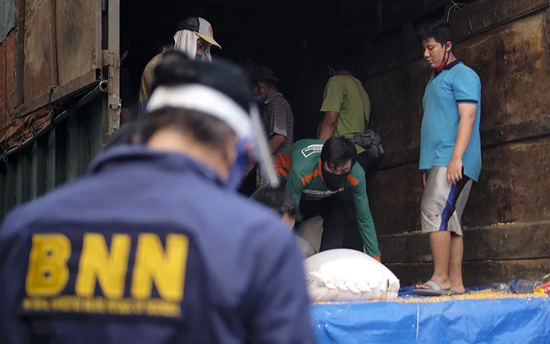 Ilustrasi BNN. BNN berhasil menggagalkan penyelundupan sabu diperkirakan sebanyak kurang lebih 200 kilogram Jalan Prabu Sliwangi, Kecamatan cibodas.Sabu dimasukkan ke dalam karung berisi biji jagung yang dibawa dari Sumatera utara. Robisar Nainggolan