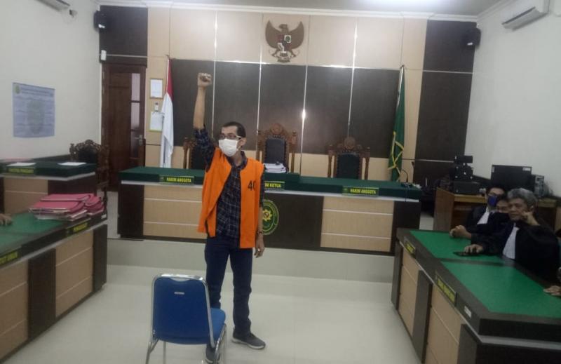 Jurnalis Diananta Divonis Bersalah, Preseden Buruk Bagi Kebebasan Pers. (Riaupos).