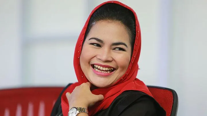 Nama Puti Guntur Soekarno viral disebut jadi Bakal Calon Wali Kota Surabaya, PDIP lapor polisi (tempo)