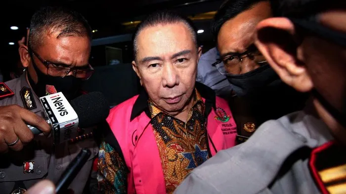 Masuk Babak Baru, Ini Deretan Nama yang Terseret Kasus Djoko Tjandra. (detik).