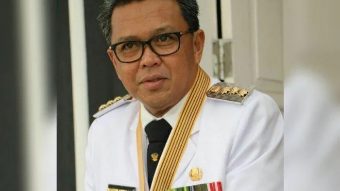 Gubernur Sulawesi Selatan Nurdin Abdullah angkat bicara soal 14 pejabat yang ancap dipecat karena tak fasih baca Alquran (tribunnews)
