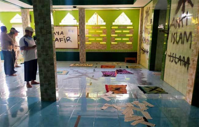 Pelaku Vandalisme & Penyobek Al-quran di Musala di Tangerang Diringkus. (gelora).