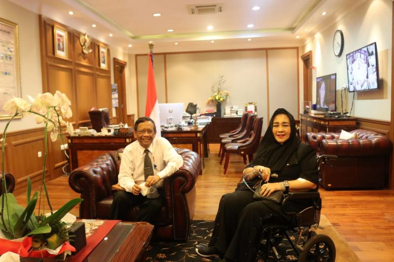 Rachmawati Soekarnoputri bertemu dengan Mahfud MD bahas isu Polhukam (okezone)