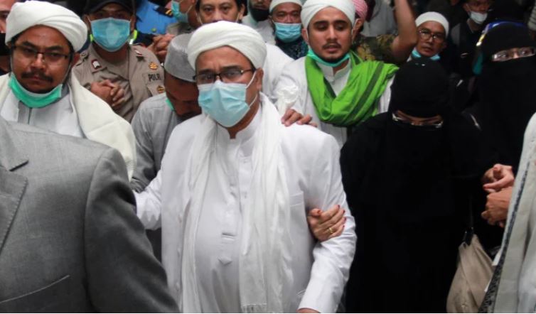 Tersangka kasus kerumunan massa Habib Rizieq terkadang mengalami sesak nafas di tahanan (wartaekonomi)
