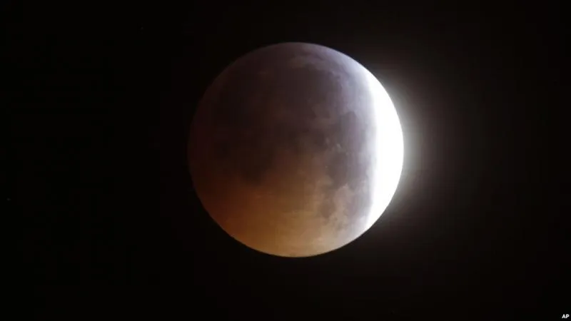 Gerhana Bulan Penumbra parsial (Pixabay)