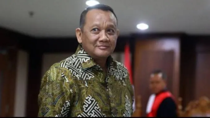 Mantan Sekertaris MA Nurhadi Kabur (Tribun)