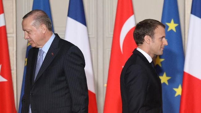 Bakal Jadi Beban, Erdogan Harap Prancis Segera Singkirkan Macron. (CNN).
