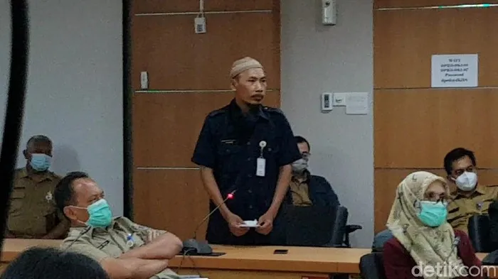 Sukirno, Guru SMPN 50 Cipete Utara pembuat soal ujian Anies Diejek Mega (detikcom)