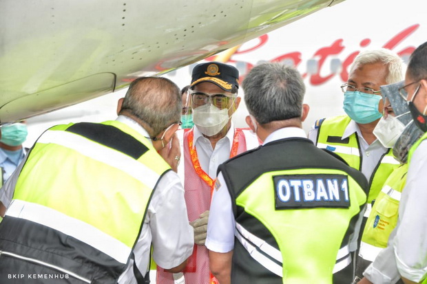 Ramp Check terhadap Batik Air Batik Air nomor registrasi PK – LBH di Bandara Soetta (Sindo)