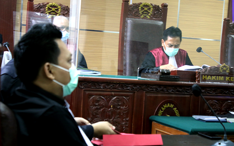 Ilustrasi majelis hakim dilaporkan ke MA dan KY oleh kuasa hukum Syahganda Nainggolan (Robinsar Nainggolan)