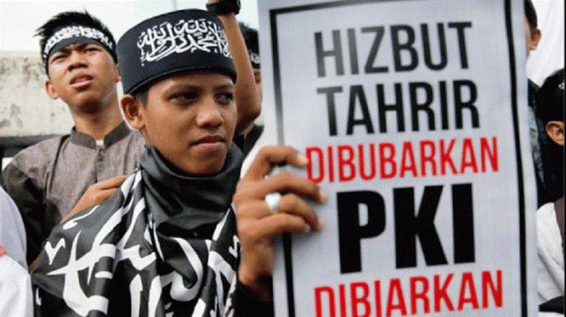 Relawan Jokowi minta BUMN waspada dakwah kelompok HTI selama bulan Ramadhan(Batam Today).