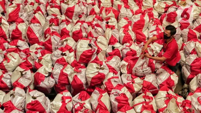 Ilustrasi Paket Bansos (Foto: Liputan 6)