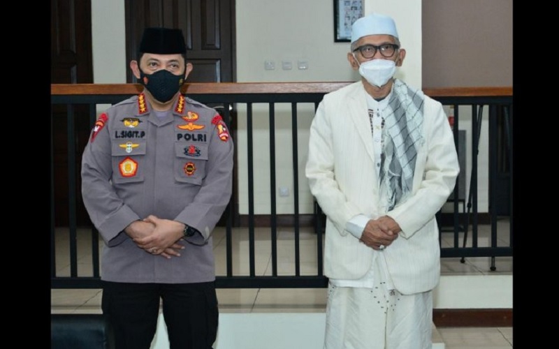Punya peran penting, Kapolri Jenderal Listyo Sigit Prabowo minta dukungan ulama dalam tugasnya (bisnis.com)