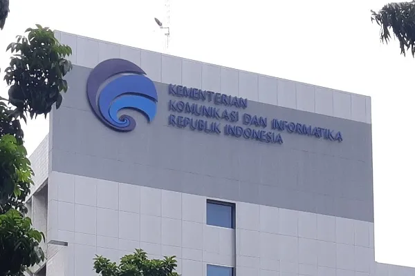 Kominfo Setop Lelang Pita Frekuensi 5G