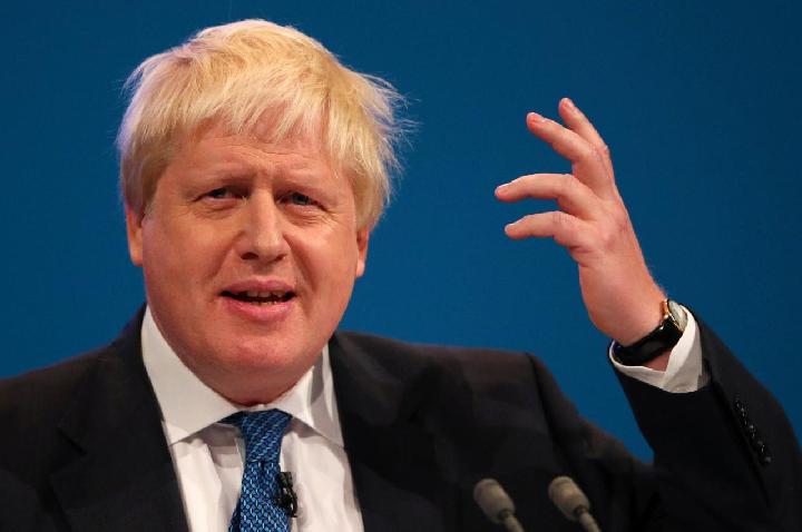 Perdana Menteri Inggris Boris Johnson turun tangan selesaikan kasus Nusrat Ghani yang mengaku dipecat dari Menteri transportasi karena Muslim (Tempo)
