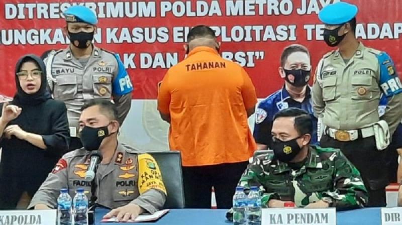 Polda Metro Jaya merilis penembakan di Cengkareng oleh oknum polisi. (Yogi/detikcom)