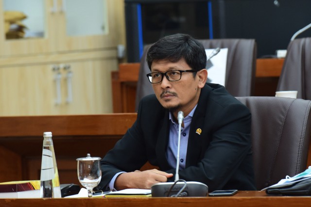 Anggota Komisi VI DPR RI Fraksi PKS, Amin Ak. (Foto: Istimewa).