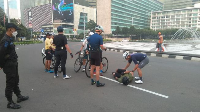 Pesepeda jadi korban tabrak lari di bundaran HI (Suara)