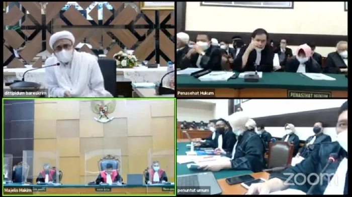 Foto: tangkapan layar sidang habib rizieq. (Detik).