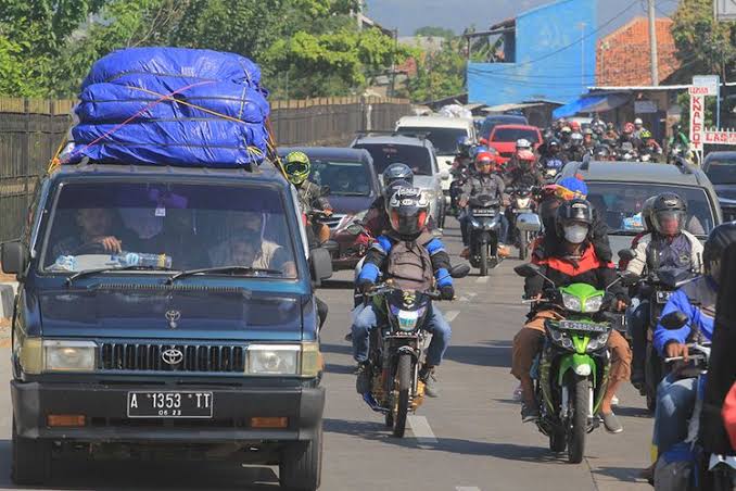 Pemerintah siapkan sanksi khusus bagi orang yang ngotot mudik menggunakan sepeda motor dan mobil pribadi (Foto: Antara).