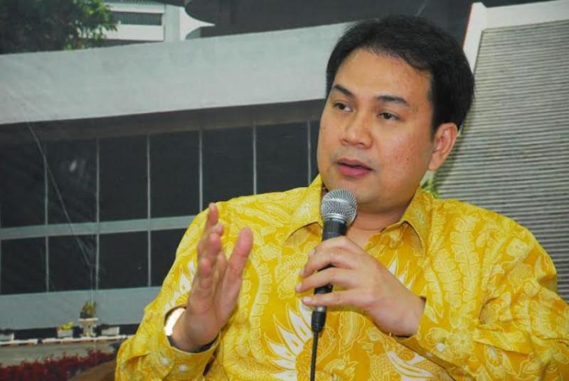 Aziz Syamsuddin dinilai tak gentle karena tak mundur dari Wakil Ketua DPR RI meski terseret kasus korupsi (net)