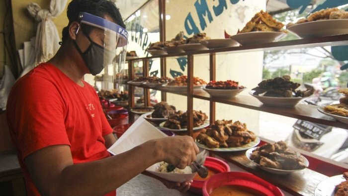 Soal Larangan Restoran Buka Siang Hari di Bulan Ramadhan