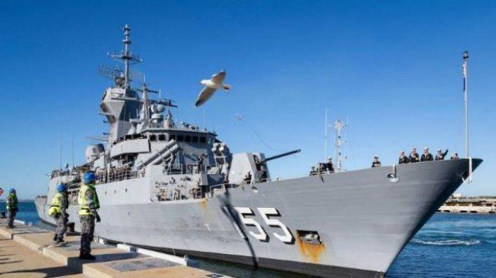 Kapal HMAS Ballarat Australia sudah tiba di Selat Bali dan langsung cari kapal selam KRI Nanggala-402 (Tribun)