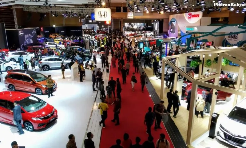 Pameran mobil IIMS 2021 /Pikiran-Rakyat.com/Aldiro Syahrian