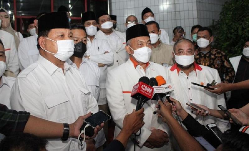 Respons Prabowo saat PKS ajak lindungi ulama dan agama (Kompas).