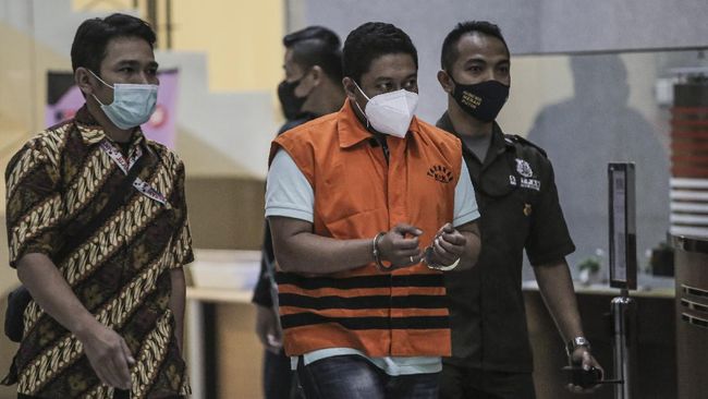 Penyidik KPK Stepanus Robin tersangka kasus suap walikota Tanjung Balai dan Walikota Cimahi (CNN)