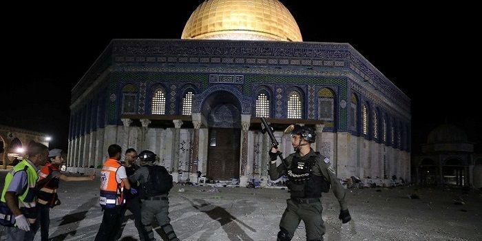 Polisi Israel serang warga Palestina di Masjid Al Aqsa (Pikiran Rakyat)