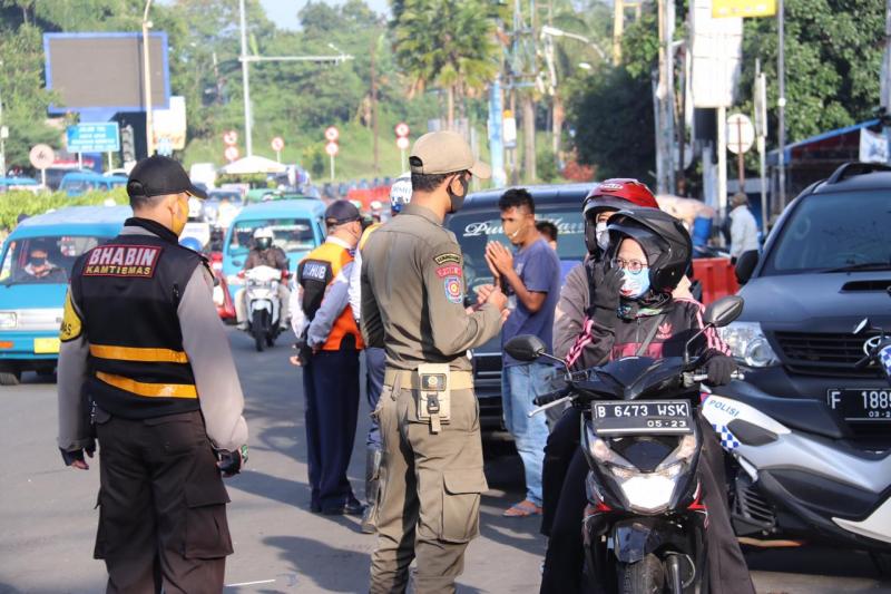 Penyekatan jalur tikus mudik 2021 (AyoBogor)