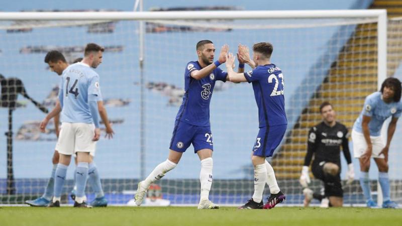 Penyerang Chelsea Hakim Ziyech merayakan golnya ke gawan City (Foto: Marca)