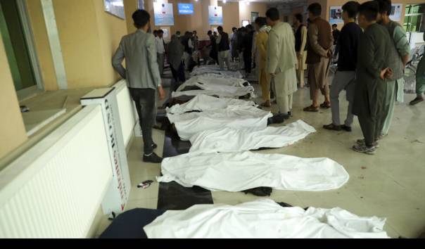 Bom jatuh di sekolah Afganistan (Kompas)