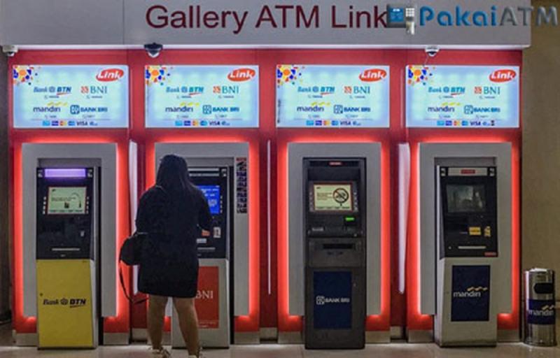Tarik Tunai & Cek Saldo Bank BUMN di ATM Link Jadi Bayar Mulai 1 Juni. (Pakai ATM).