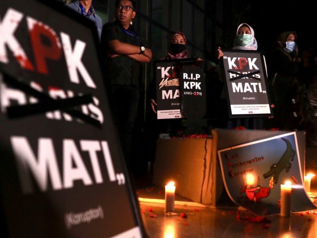 Aksi demo RIP atau matinya KPK (Arsindo)