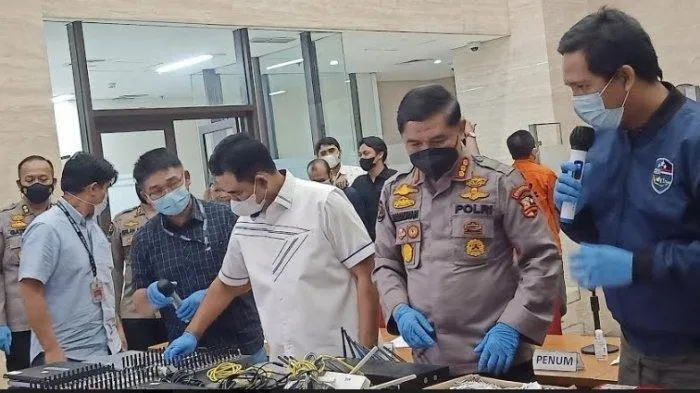 Direktorat Tindak Pidana Ekonomi Khusus (Dit Tipideksus) Bareskrim Polri membongkar dugaan kasus penipuan pinjaman online (pinjol) bodong Rp Cepat. (Tribun)