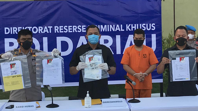 Karyawan BJB bobol dana nasabah dengan palsukan tanda tangan (Kumparan)