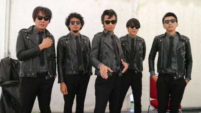 KPK periksa gitaris The Changcuters sebagai sebagai saksi untuk Bupati Bandung Barat nonaktif Aa Umbara Sutisna (viva)