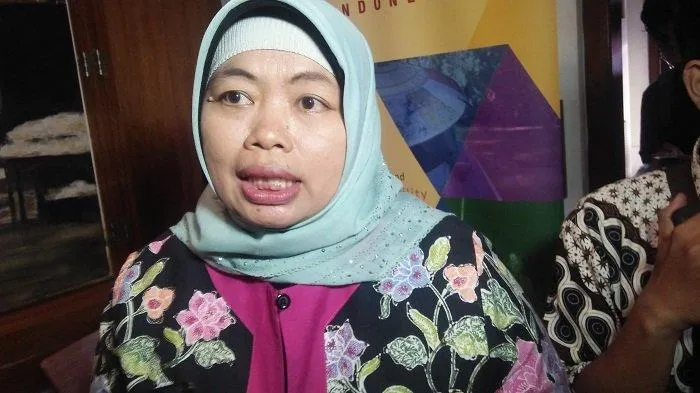 Ekonom senior Indef Enny Sri Hartati meninggal dunia (Tribunnews)
