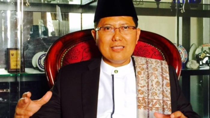 Ketua MUI Cholil Nafis usul masjid tak ditutup sepenuhnya saat PPKM darurat (Tribunnews)