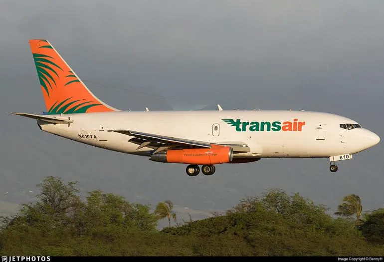 Pesawat Boeing jatuh di Laut Hawai (rakyat merdeka)